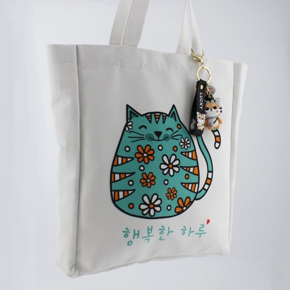 Korean KPOP Tote Bag Cartoon Cat Women Bag with a Shiba Inu Keychain - Picture 3 of 3